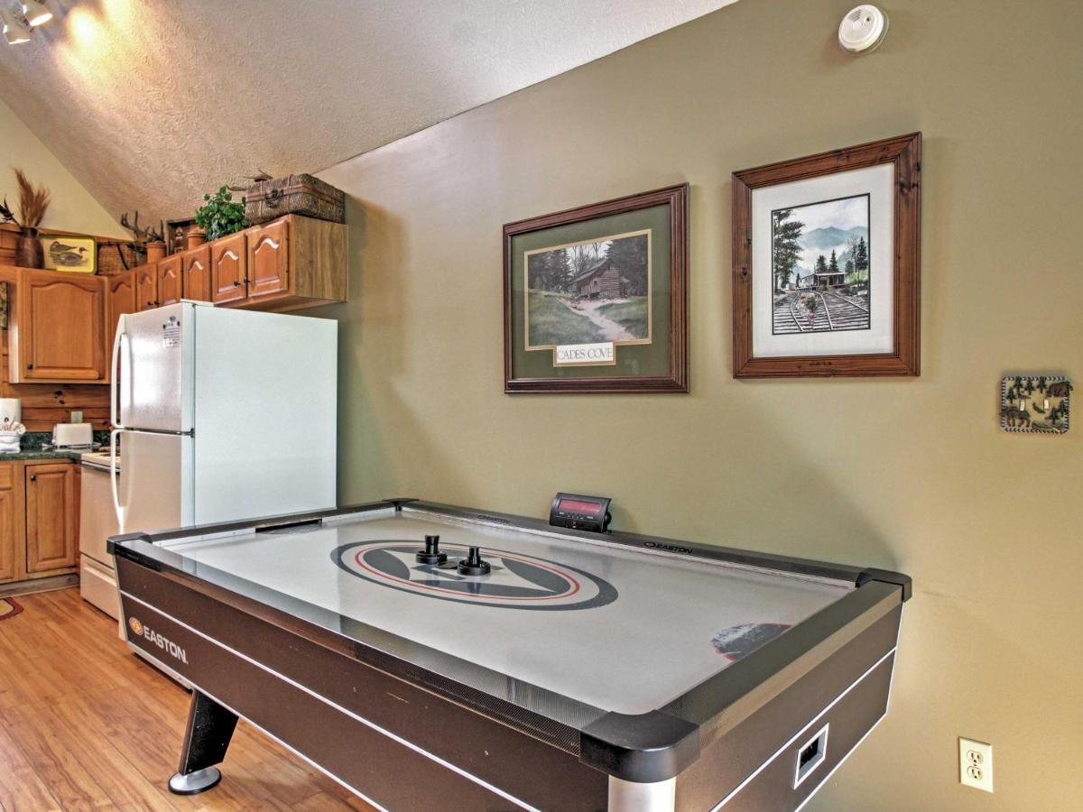 Idyllic Cabin With Hot Tub Less Than 2 Mi To Dollywood! Sevierville Exteriör bild